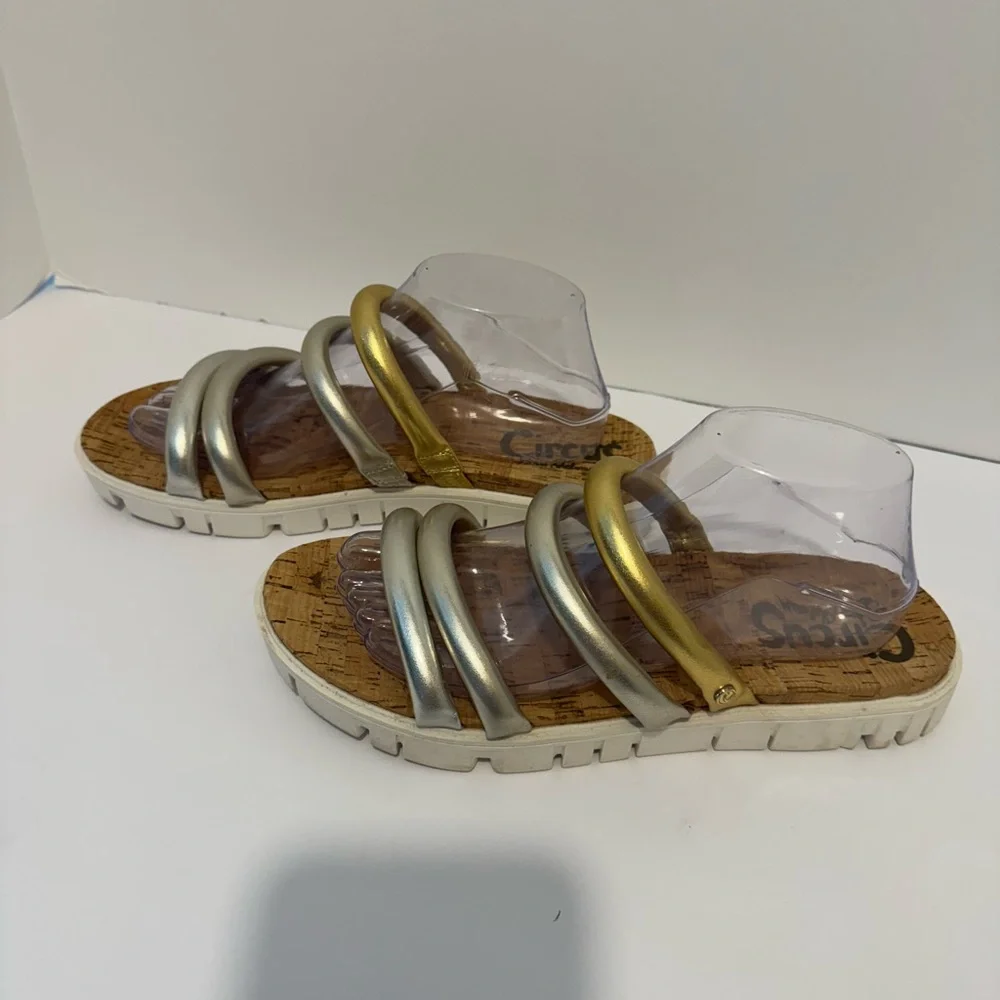 Circus by Sam Edelman Narina Strappy Silver/Gold Metallic Sandal Size 10M - Picture 3 of 11